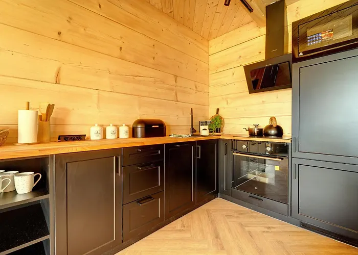 Goralska Przygoda - Balia, Jacuzzi Czarny Dunajec